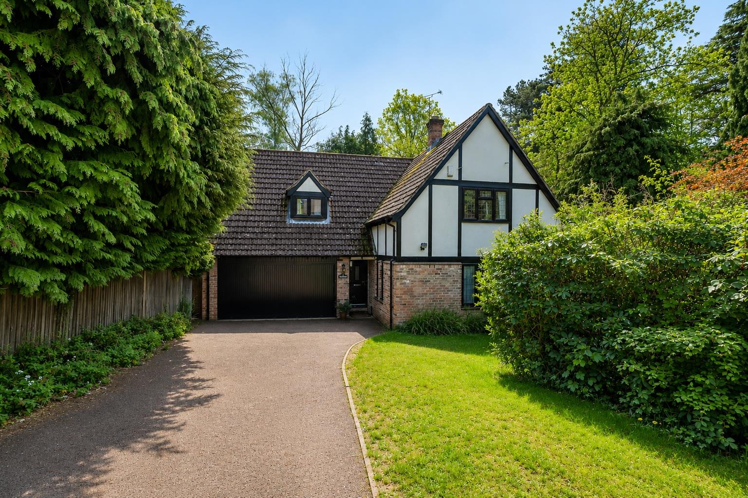 Oakdene, Ascot